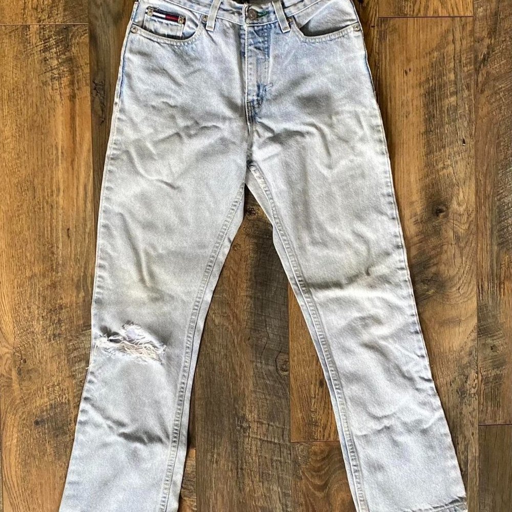 VINTAGE Tommy Hilfiger Light Blue DISTRESSED Denim Jeans WOMEN’S Size 3 or 28